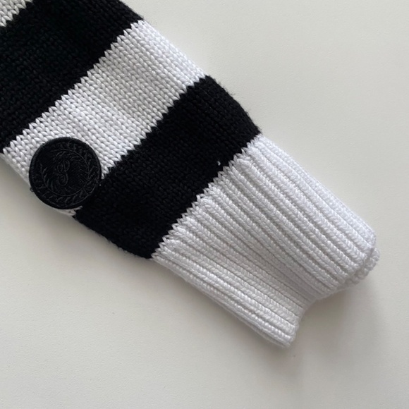 PINK Victoria's Secret Sweater Nwt Knit Collared White & Black Cropped Large L - Picture 3 of 4